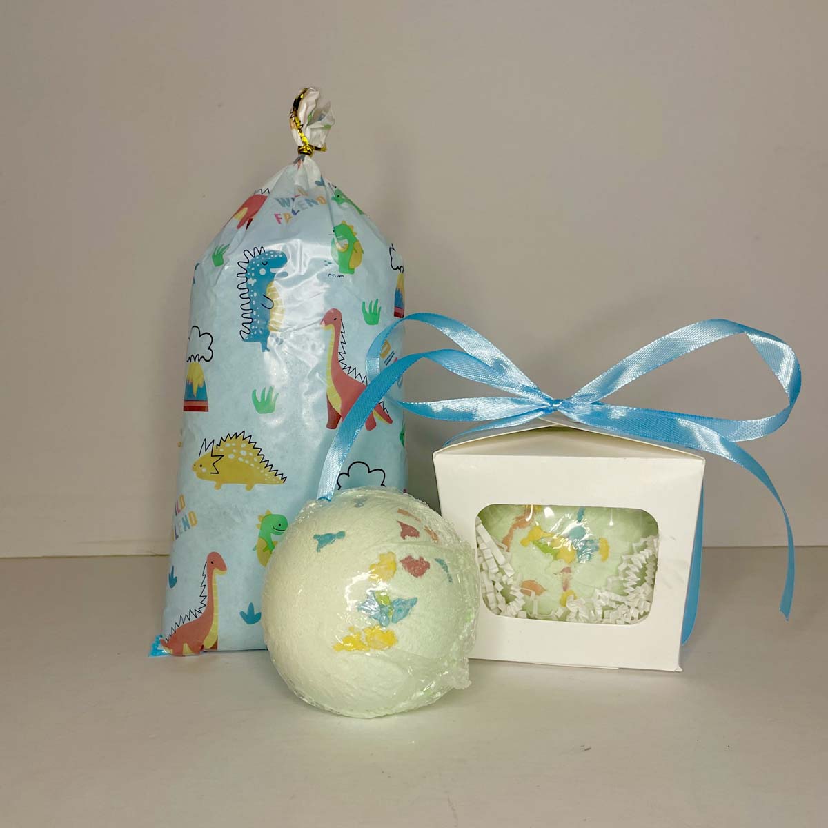 dino-ajandek-csomag-kicsi