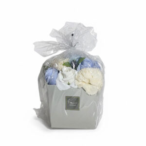 szappanvirag-csokor-kek-eskuvoi-kollekcio-1