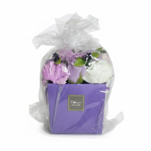 szappanvirag-csokor-levendula-rozsa-szegfu-1